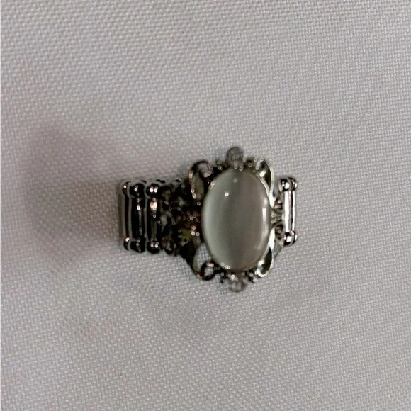 Silver Tone Stretch Ring With Light Colored Stone & 2 Rhinestones Women's OS - Picture 2 of 3